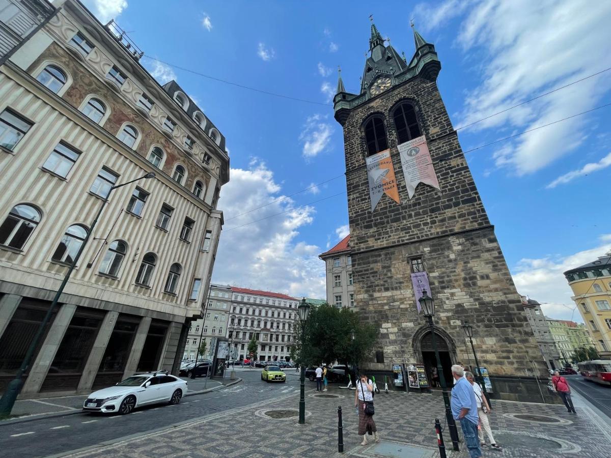 Grand Viceroy Apartments - Gothic Tower View Praga Esterno foto
