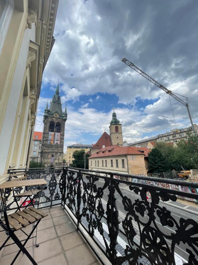 Grand Viceroy Apartments - Gothic Tower View Praga Esterno foto