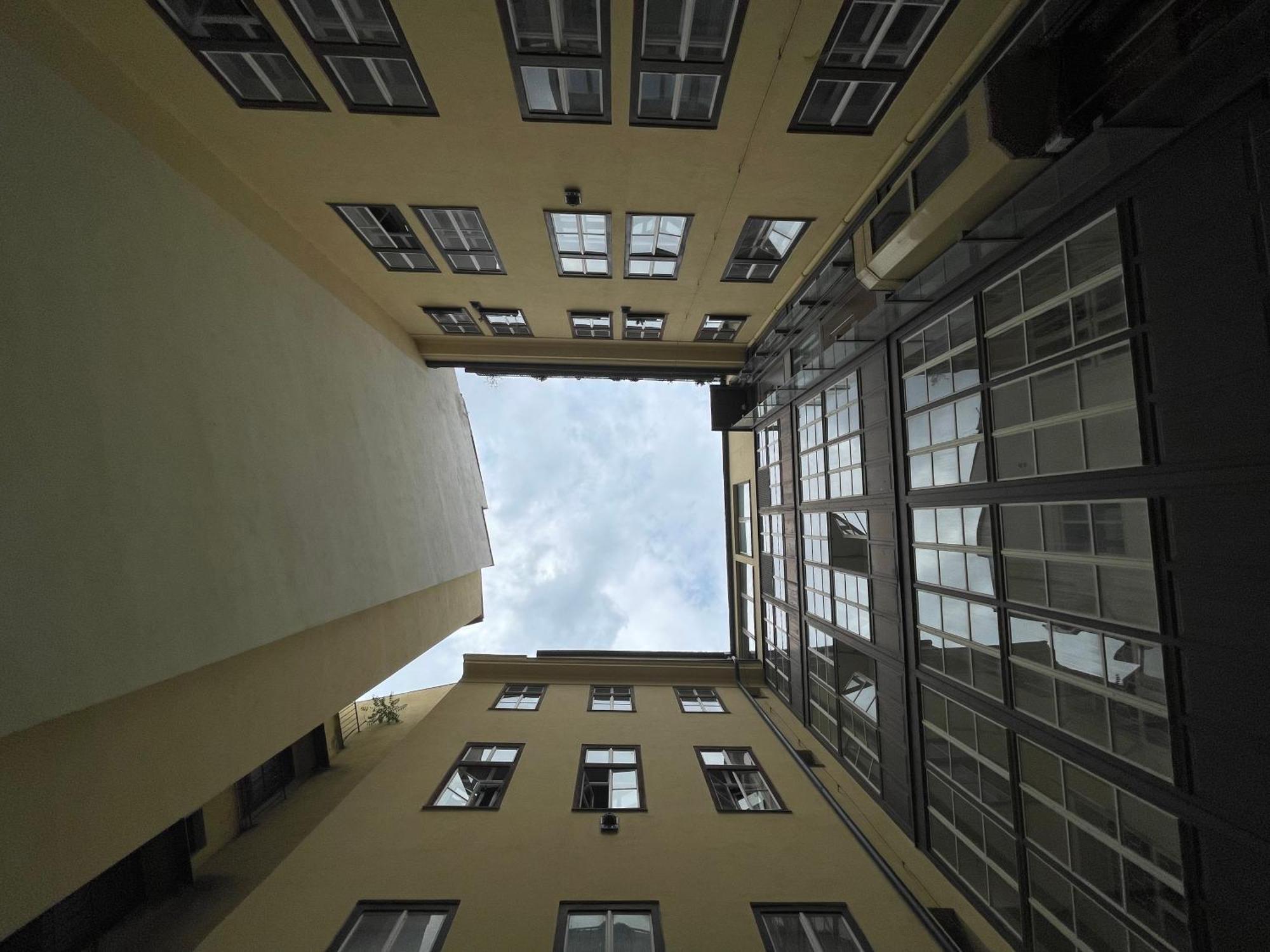 Grand Viceroy Apartments - Gothic Tower View Praga Esterno foto