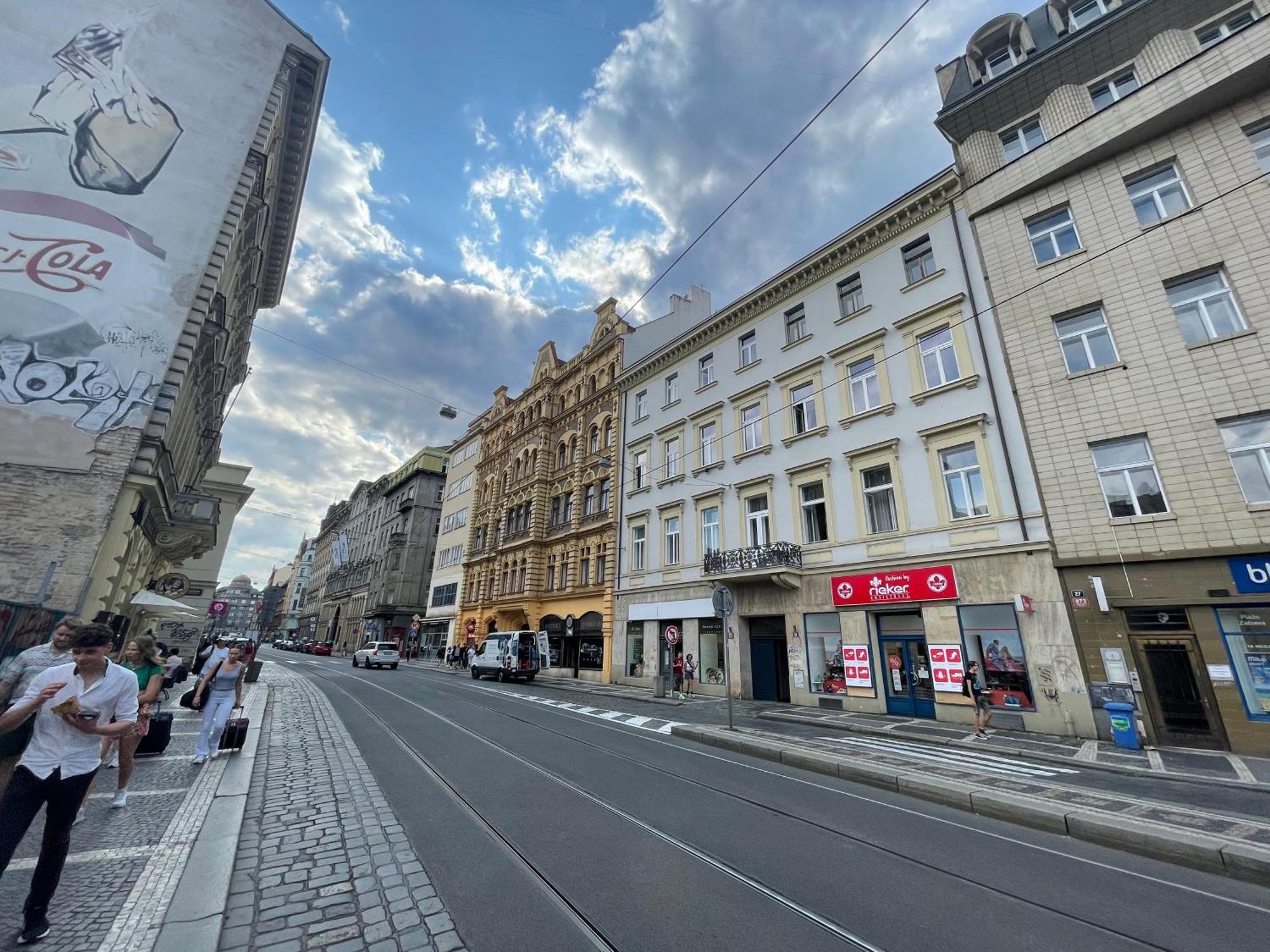 Grand Viceroy Apartments - Gothic Tower View Praga Esterno foto